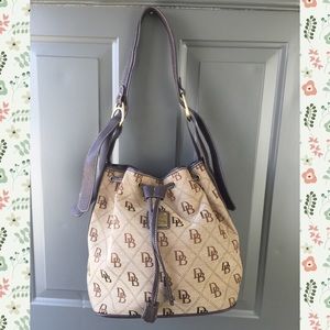 Dooney & Bourke signature quilt drawstring bag